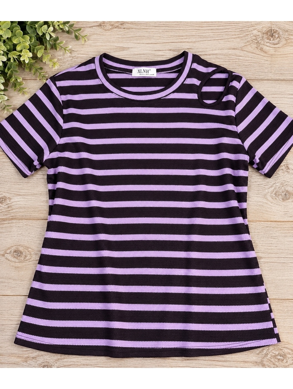 KLNH Women’s Medium Purple Black Striped Knit Cutout Shoulder Short Sleeve Top